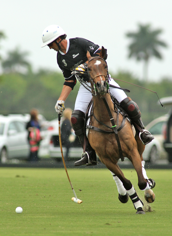 Joe Barry Memorial Cup photos-Las Monjitas vs. Flight Options